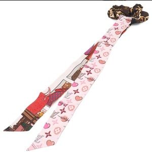 Sold! Louis Vuittona Chou Choi like new w/ box scrunchie w/ bandeau